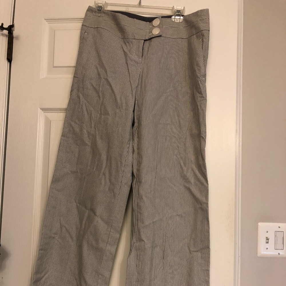 NWT seer sucker wide legs pants- size 8